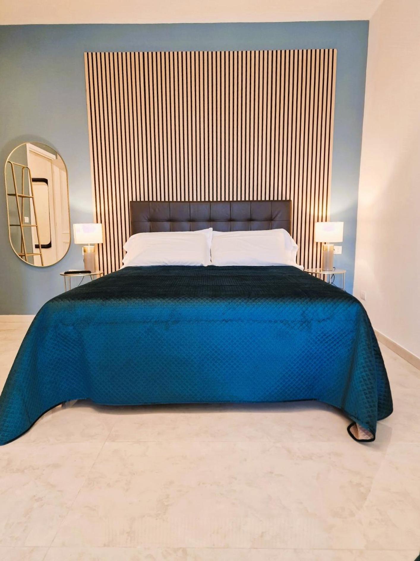 Art Flat Municipio Hotel Naples Luaran gambar